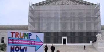 Donald Trump conforté face aux juges fédéraux par la Cour suprême : une présidence américaine sans contrepoids