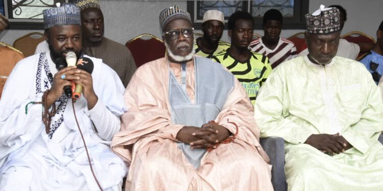 Kaolack : La famille de Cheikh Thierno Assane Dème déclare la révolution verte sous le drapeau de la Tarikha Tidianya