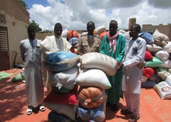 Kaolack : L’initiative Waqf assiste 350 familles de vivres de soudures dans la commune de Latmingué
