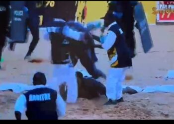 Lutte : Franc terrasse Eumeu SENE et continue son parcours sans faute