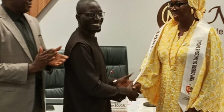 Haut conseil du dialogue social : Aissatou Touré de la CNTS, parmi les 60 nouveaux membres officiellement installés