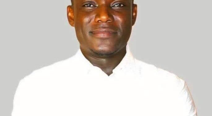 Engager une réflexion nationale approfondie sur le statut et les compétences des huit pôles-territoires