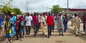 Kaolack : Marche pacifique des chauffeurs et des  population contre la dégradation des routes de kibel via Mérignac