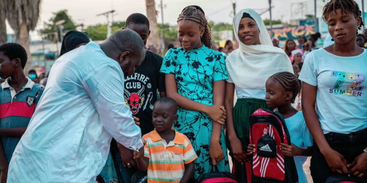 3e Édition du Don de 1000 Kits Scolaires à Fatick : Mouhamadou Fadilou Dia au service de la solidarité et de l’éducation