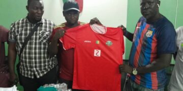 Football local : Assane Willane pose un geste fraternel en équipant l&rsquo;ASC Saloum