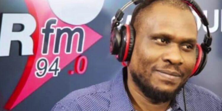 Urgent : Babacar Fall de la RFM arrêté par la gendarmerie