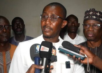 Kaolack : Le président du mouvement « Aar Sunu Projet » monte au créneau » le chef de l’État doit contrôler ses directeurs généraux