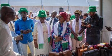 𝐋𝐞𝐬 𝐟𝐞𝐦𝐦𝐞𝐬 𝐝𝐞 𝐃𝐚𝐤𝐚𝐫 𝐭𝐞𝐦𝐨𝐢𝐠𝐧𝐞𝐧𝐭 𝐝𝐞𝐬 𝐬𝐮𝐜𝐜𝐞𝐬 𝐝𝐮 𝐏𝐀𝐃𝐄𝐒𝐒…