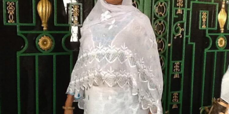 Au revoir, chère épouse Ndeye Awa Sidibé, tu pars juste quatre mois après le décès de notre adoré fils Abdou Aziz Dia