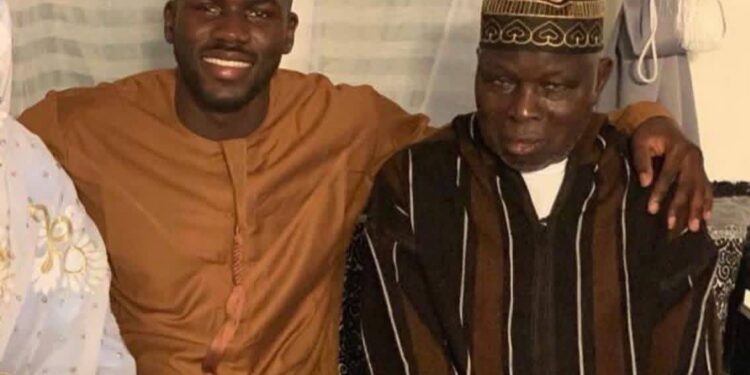 Nécrologie : Kalidou Koulibaly en deuil avec le décès de son père