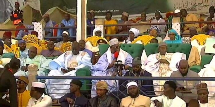 Léona Niassène : Le ministre Yankhoba Diémé sollicite la bénédiction des guides religieux pour la réussite des nouvelles autorités