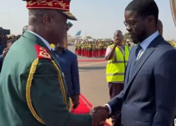 Guinée : Bassirou Diomaye Faye est arrivé à Bissau avec une mission de la CEDEAO