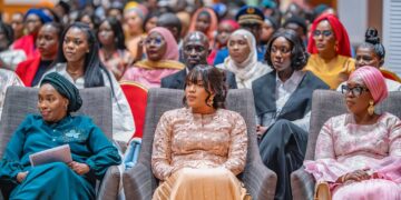 Journée mondiale des cancers de l’enfant : La Première Dame Absa Faye aux côtés de l’Association Yaayou Tidiane