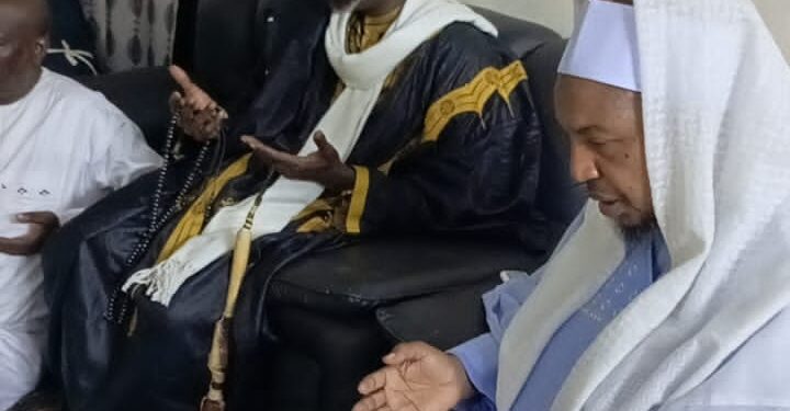 Côte d’Ivoire : Seydina Alioune Cissé Niang renforce les liens de la Jamiyatou Ansaroudine avec les talibés de la diaspora