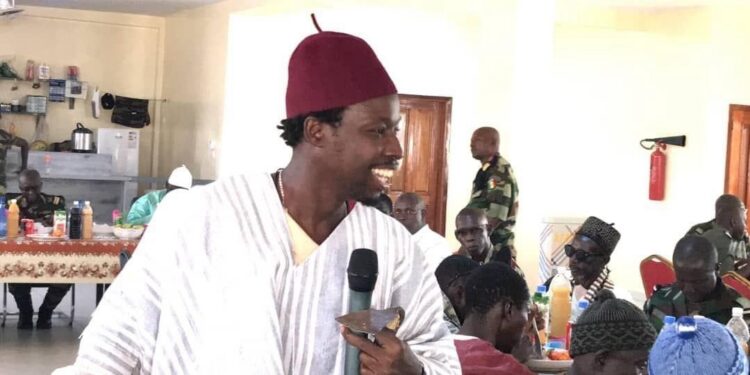 Forum de Foundiougne : Kaw Kaw chante pour les paysans et enflamme la scène