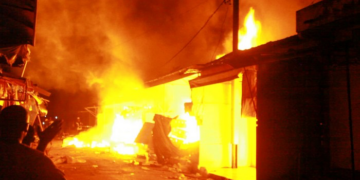 Dakar : Un violent incendie ravage le petit marché de Rebeuss, plusieurs cantines, magasins ravagés