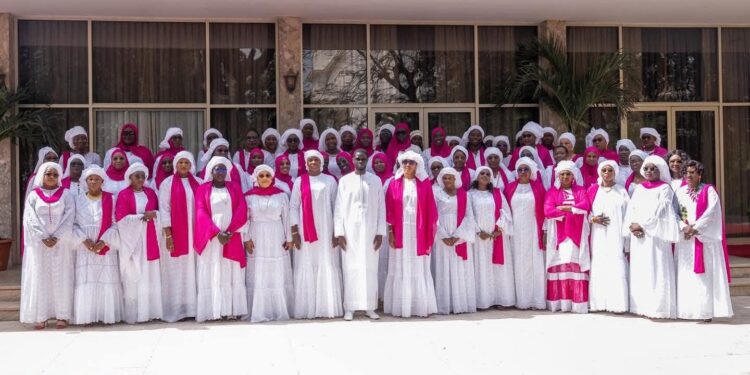 Journée internationale de la Femme : Bassirou Diomaye en toute complicité avec l’Amicale des femmes de la Présidence de la République