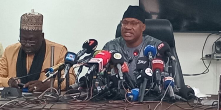 Affaire Softcare : Le ministre de la Santé rassure sur l’absence de risque sanitaire