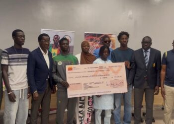 Préparatifs JO 2028 et 2032 : Le CNOSS octroie des bourses d’un montant de 300 millions de FCFA à 20 athlètes