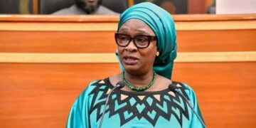 Justice : Yassine Fall alerte sur un déficit de 783 magistrats au Sénégal