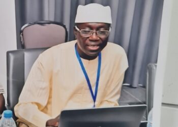 Critique littéraire : La hiérarchie administrative passée au crible