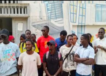 Kaolack : Les étudiants de l’Université Numérique Cheikh Hamidou Kane en grève pour exiger le paiement de leurs bourses