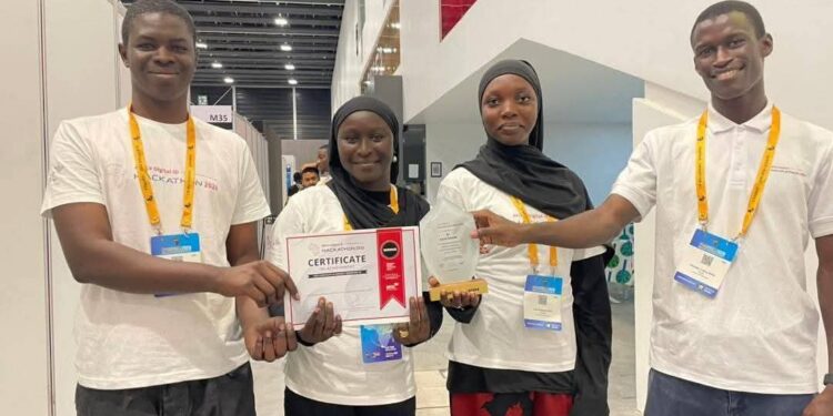 Africa Digital Identity Hackathon 2026 : Des étudiants sénégalais remportent le premier prix à Abidjan