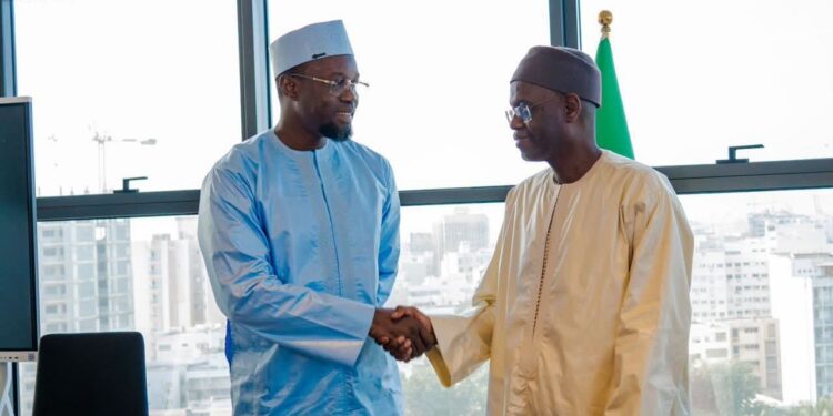 Primature : Passation de service entre Ousmane Sonko et Ahmadou Al Aminou LÔ