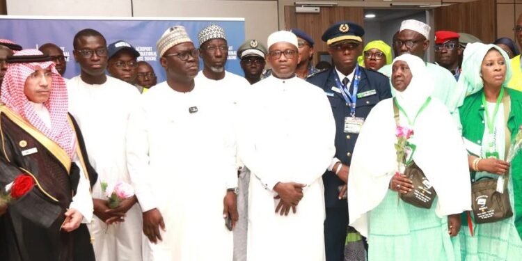 Hajj 2026 : Près de 800 pèlerins ont quitté Dakar pour les lieux saints de l’islam