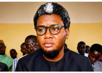 Diockoul Mbelbouck : Le secrétaire d’État Momath Talla Ndao soulage les populations avec l’octroi d’un appareil d&rsquo;échographie de dernière génération