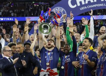 Ligue des Champions : Khvicha Kvaratskhelia élu meilleur joueur de la compétition