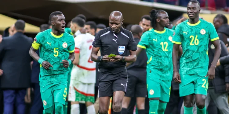 Ligue des champions africaine : Jean-Jacques Ndala désigné pour la finale AS FAR du Maroc et les Mamelodi Sundowns d&rsquo;Afrique du Sud